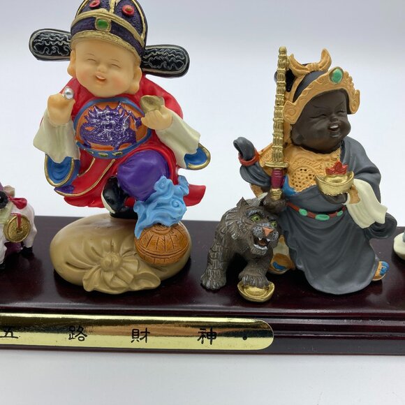 Five Prosperity God Miniture Figurines With Wooden Stand, Vintage, Handpainted - Picture 6 of 11